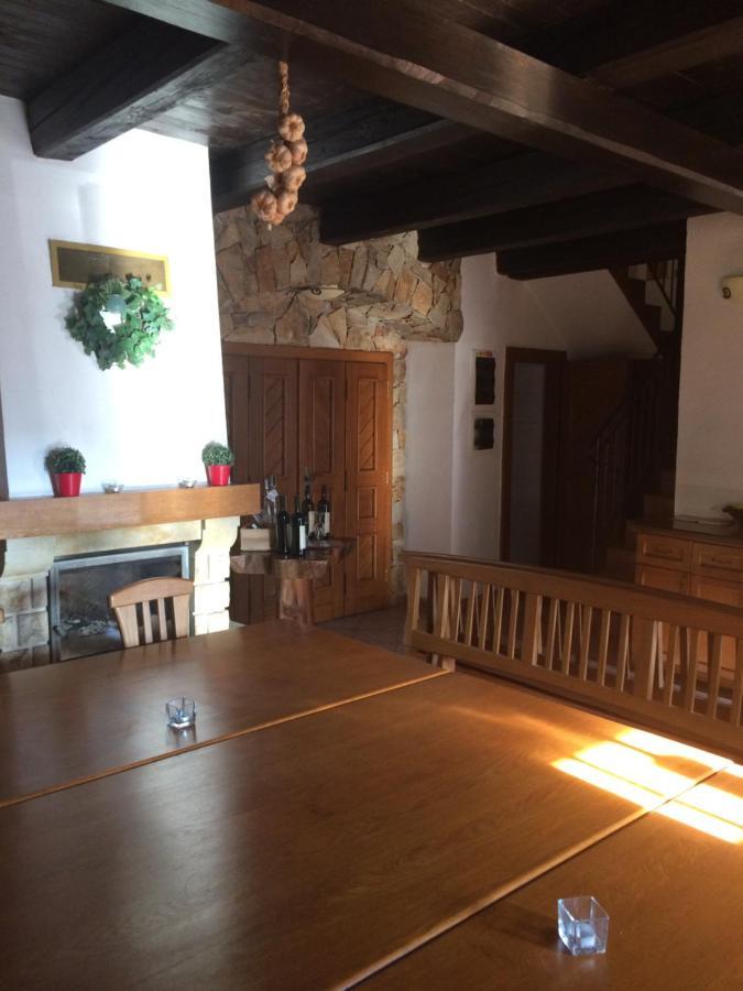 Sklep U Hrabalu Aparthotel Hustopece Exterior photo